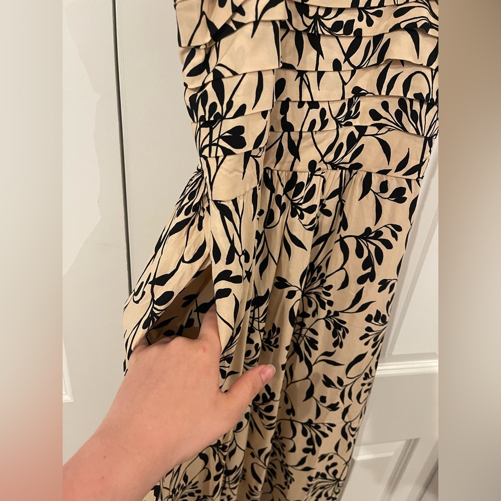 Luxology Dress - NWT - Size Small - Picture 2 of 5